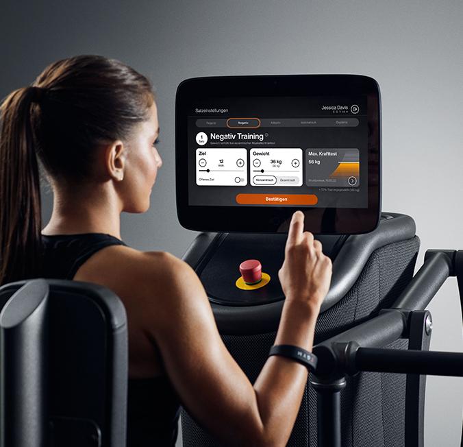 Image_Top_Copy_Below_Smart_Strength_HighLevel_TrainingWeight_DE_desktop_X2