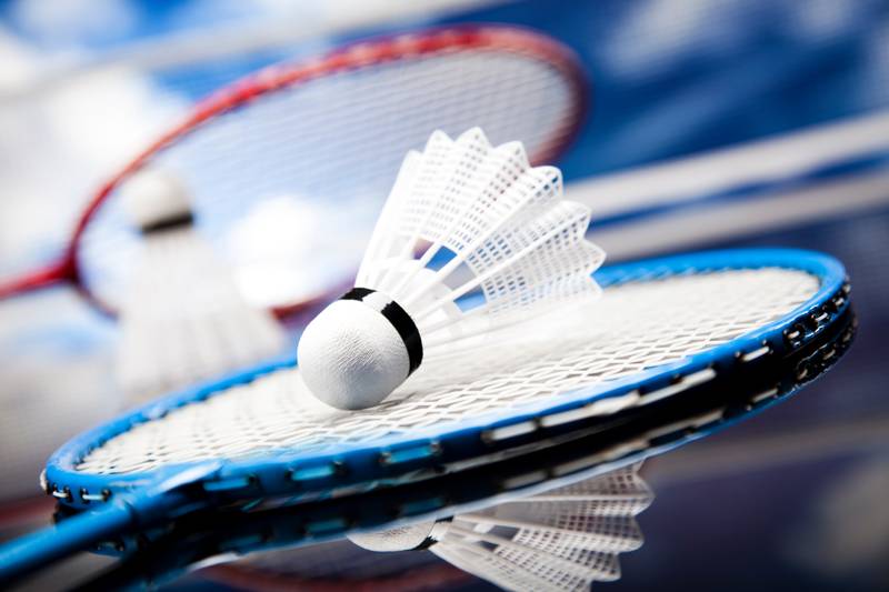 MYGYM Prime Mondsee: Messe dich auf dem Platz mit einem Match Badminton